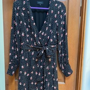 FiveSeventyFive short wrap dress sz s